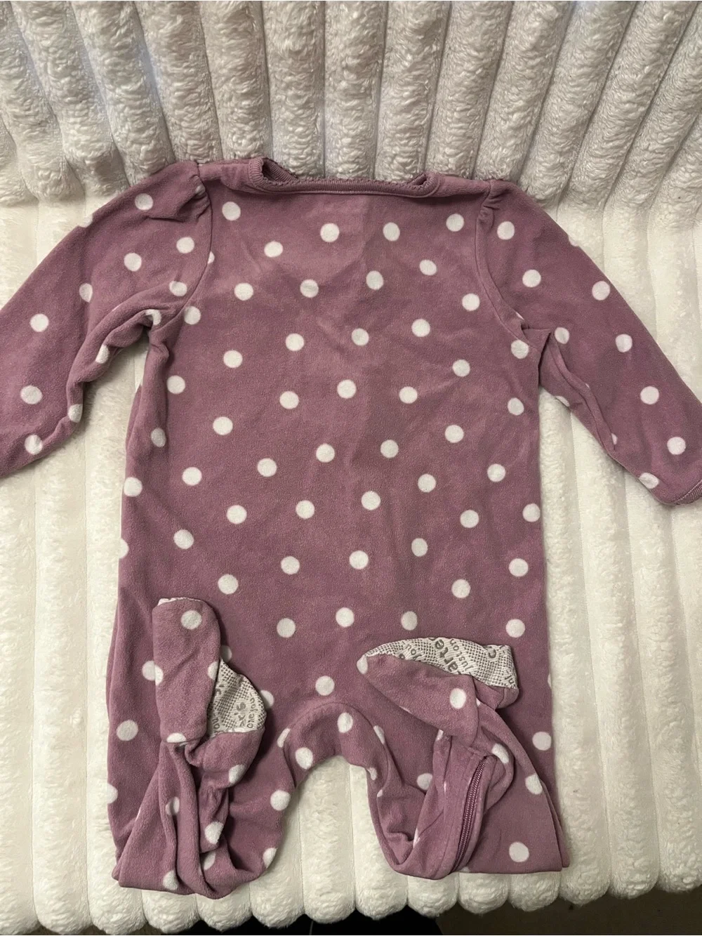 Lot of 5 baby clothes